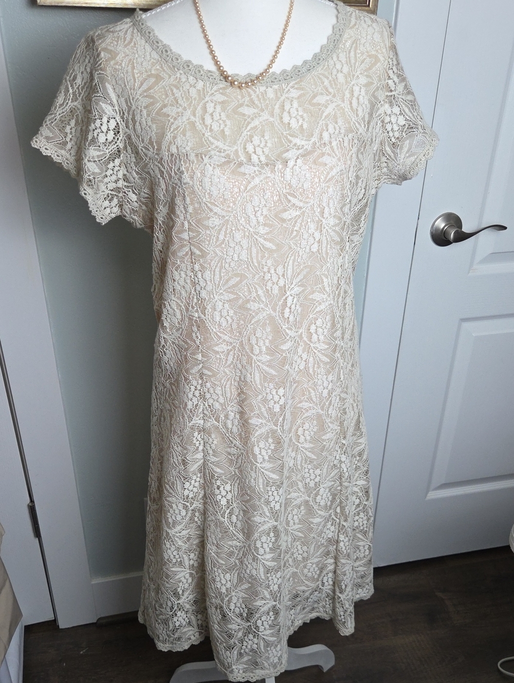 Sundance Cream Lace Midi Dress Size Medium. Appox 40 Inches Long